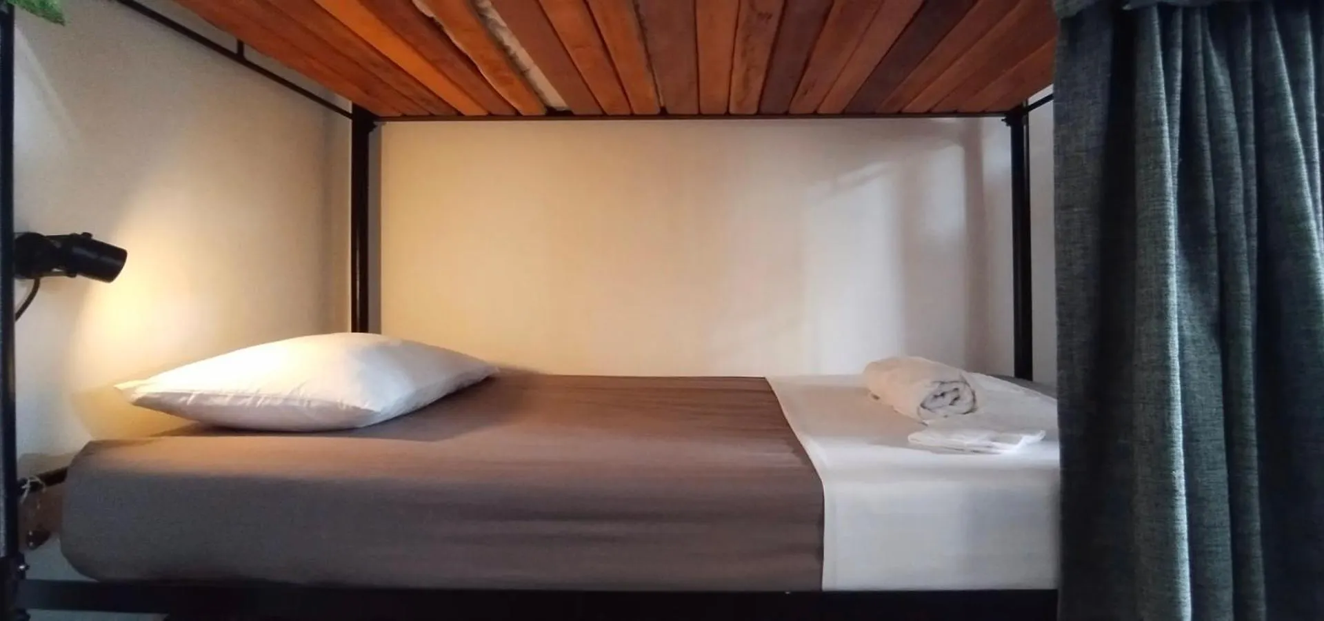 Hostel Metro Floresta Alojamiento Medellin