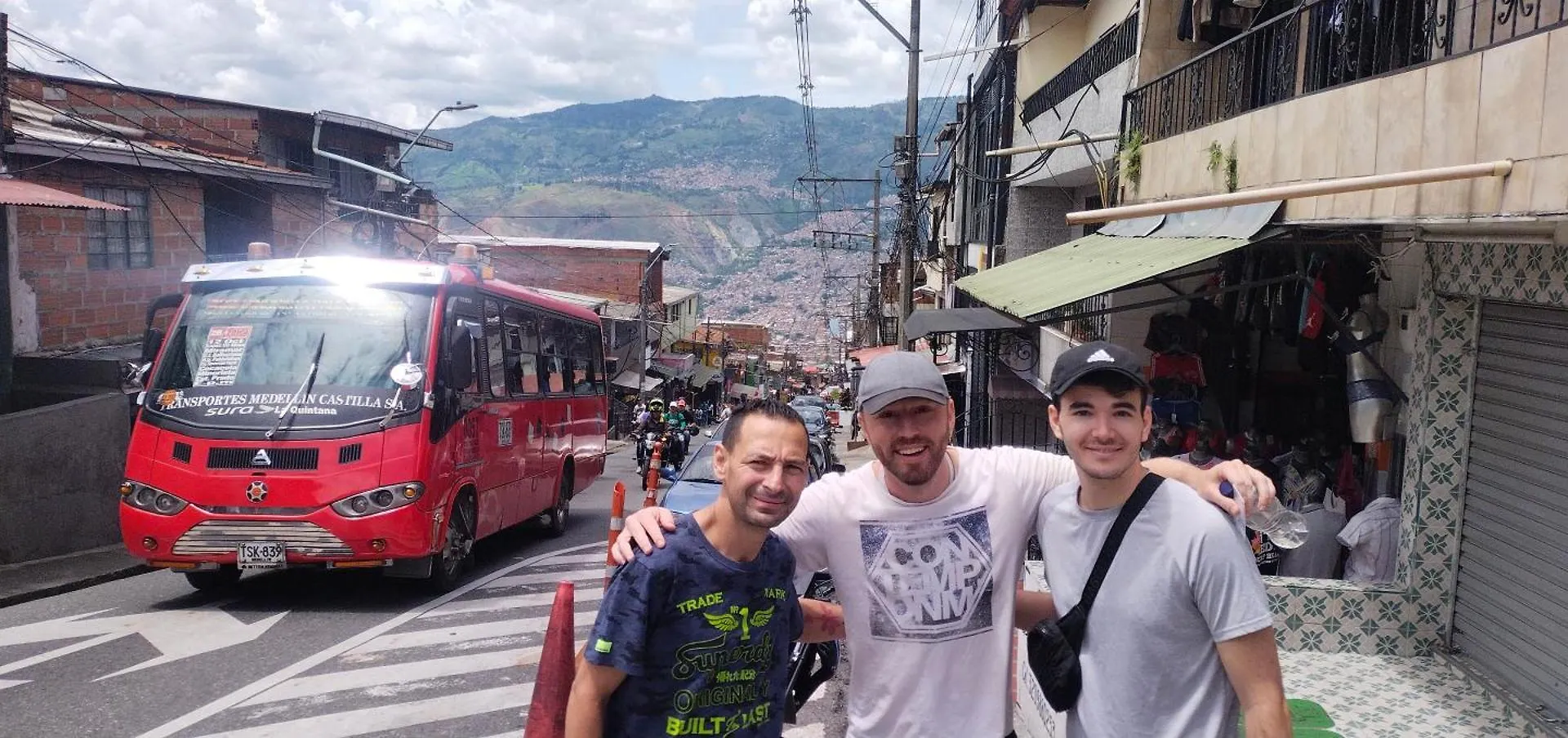 Alojamiento Metro floresta Medellín 0*,